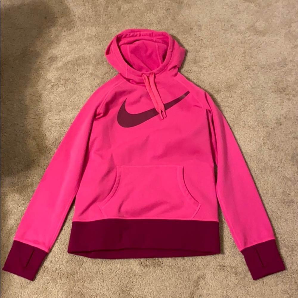 Women’s Nike sweatshirt